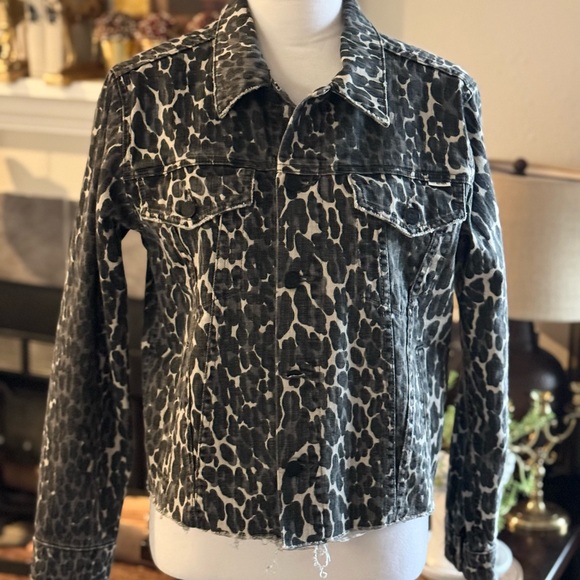 NWOT MOTHER Jeans The Cut Drifter Black Leopard Print Cropped Denim Jacket.S - Picture 4 of 9
